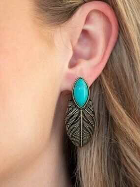 Paparazzi Jewelry Accessories - Rural Roadrunner - Brass Earrings - Vintage